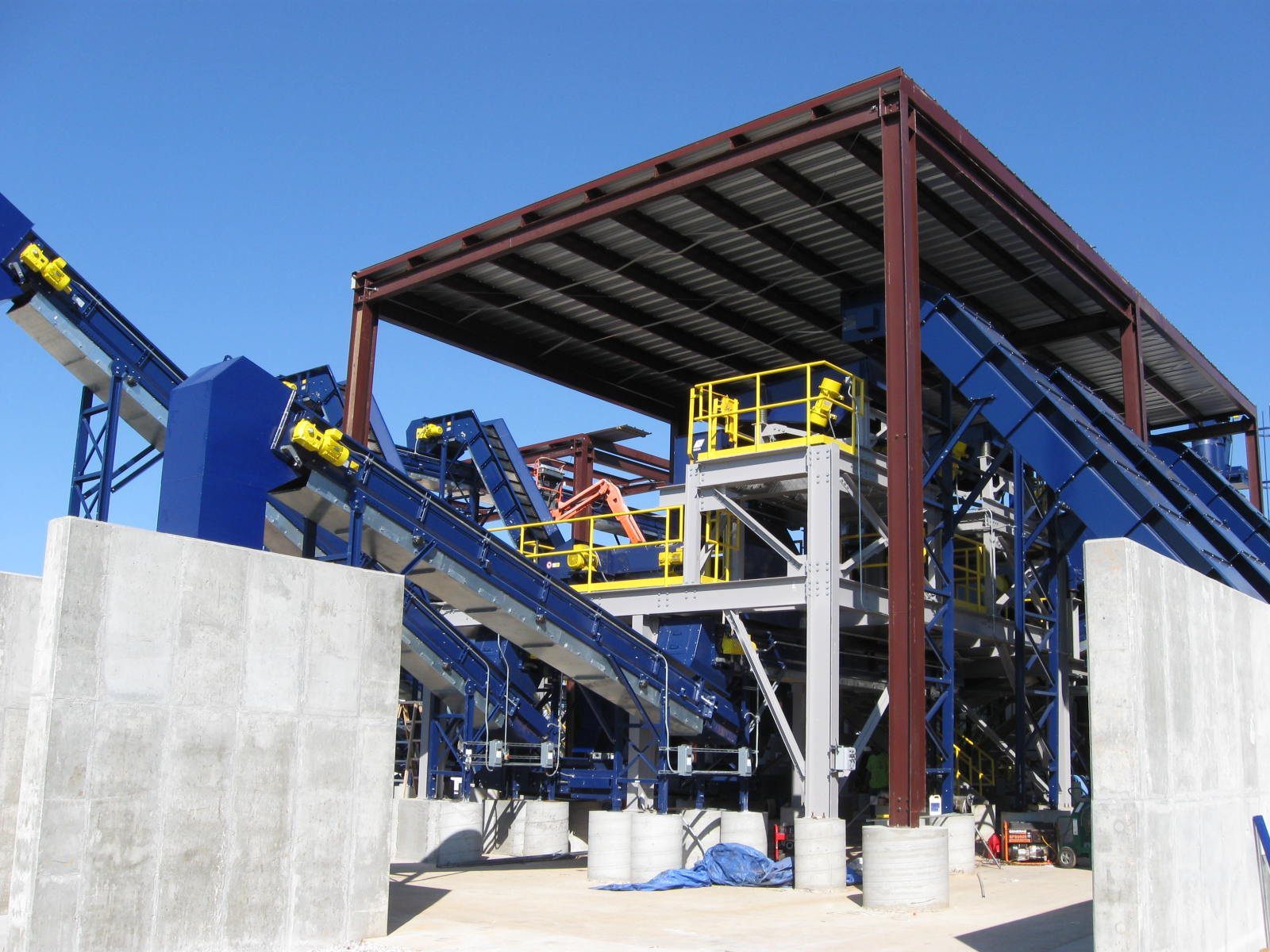 Construction work of scrap metal sorting systems